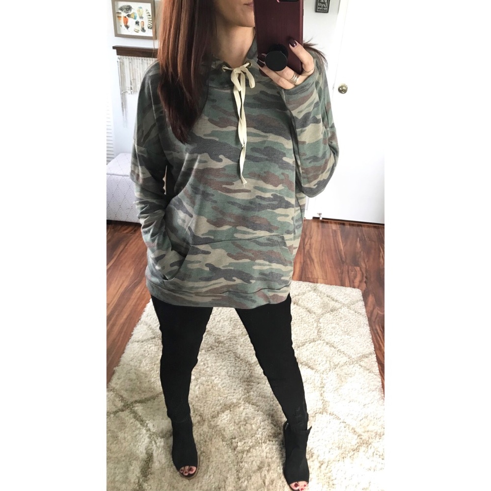 ❇️LAST 1 | BLAIR High Low Camo Hoodie | OLIVE CAMO - Picture 4 of 6